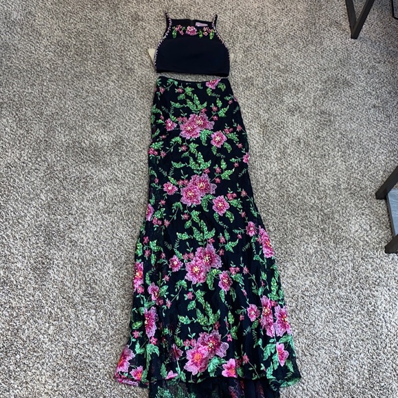 NEW Jovani Two Piece Dress - Picture 3 of 6